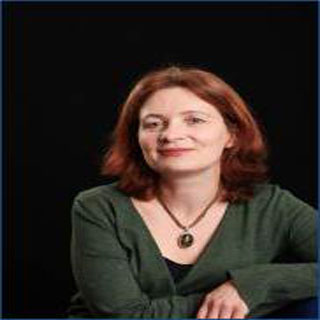 Dr Linda Howard
