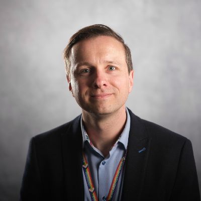 Tom Lowe Headshot