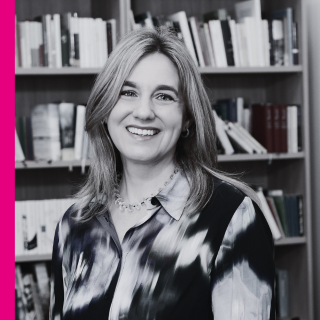 Professor Rebecca Braun