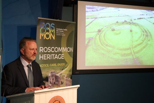 Joe Fenwick (author) at book-launch of 'Rathra: a royal stronghold of early medieval Connacht' in the Rathcroghan Visitor Centre, Tulsk, Co. Roscommon (22-04-2022)