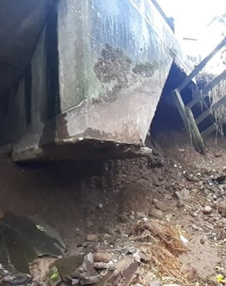 Scour on Regents Bridge