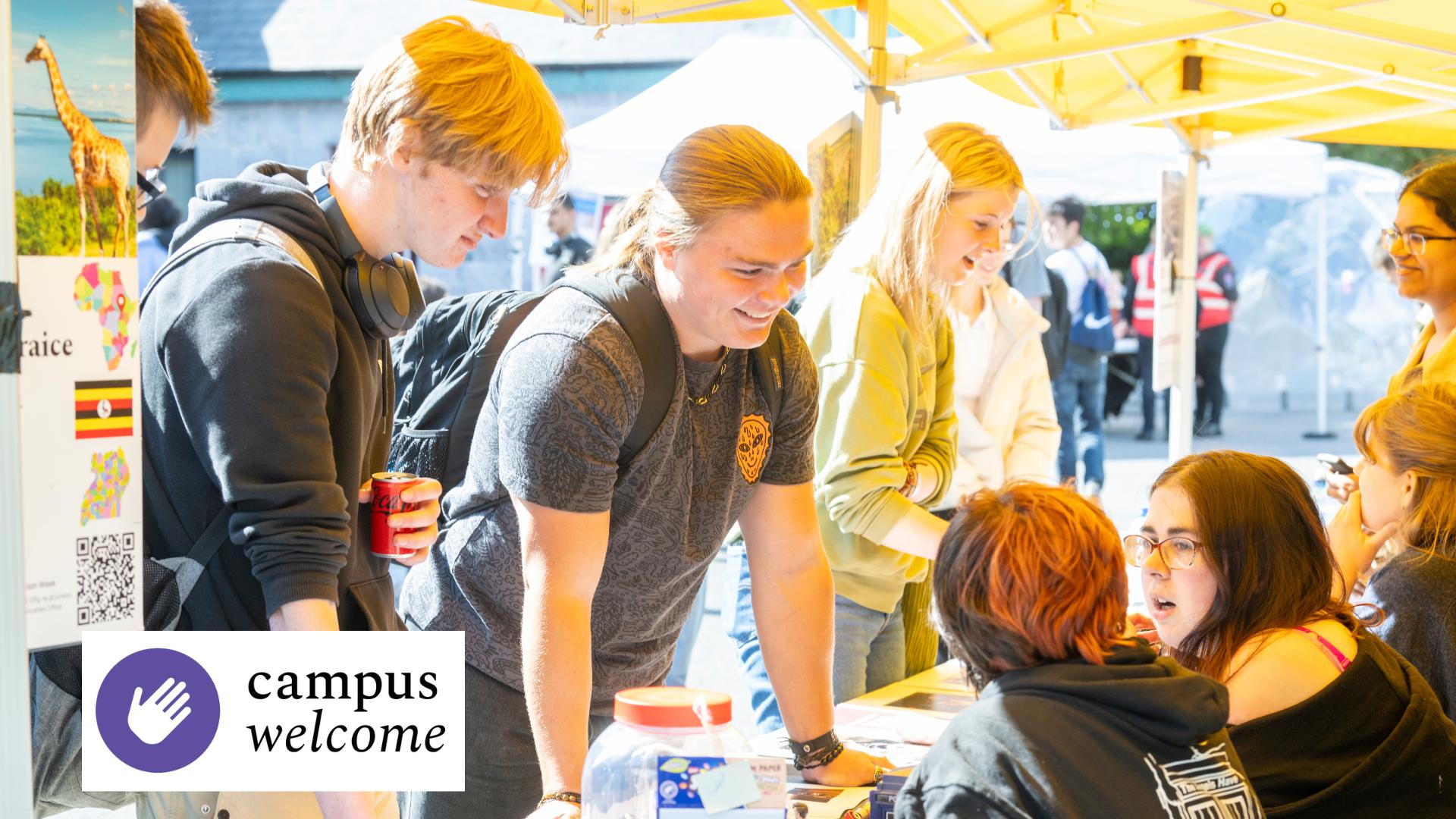 photo of students at a societies stall during orientation