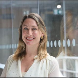 Dr. Laura Heffernan