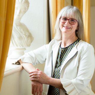 Dr. Maureen Kelly